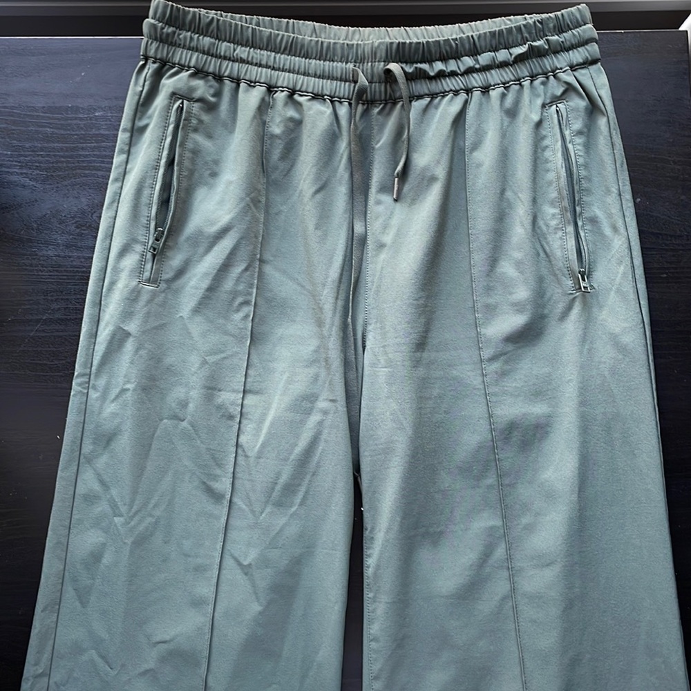 TNA HOLIEWAY PANT